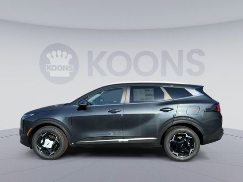 New 2026 Kia Sportage EX AWD/4WD image 2