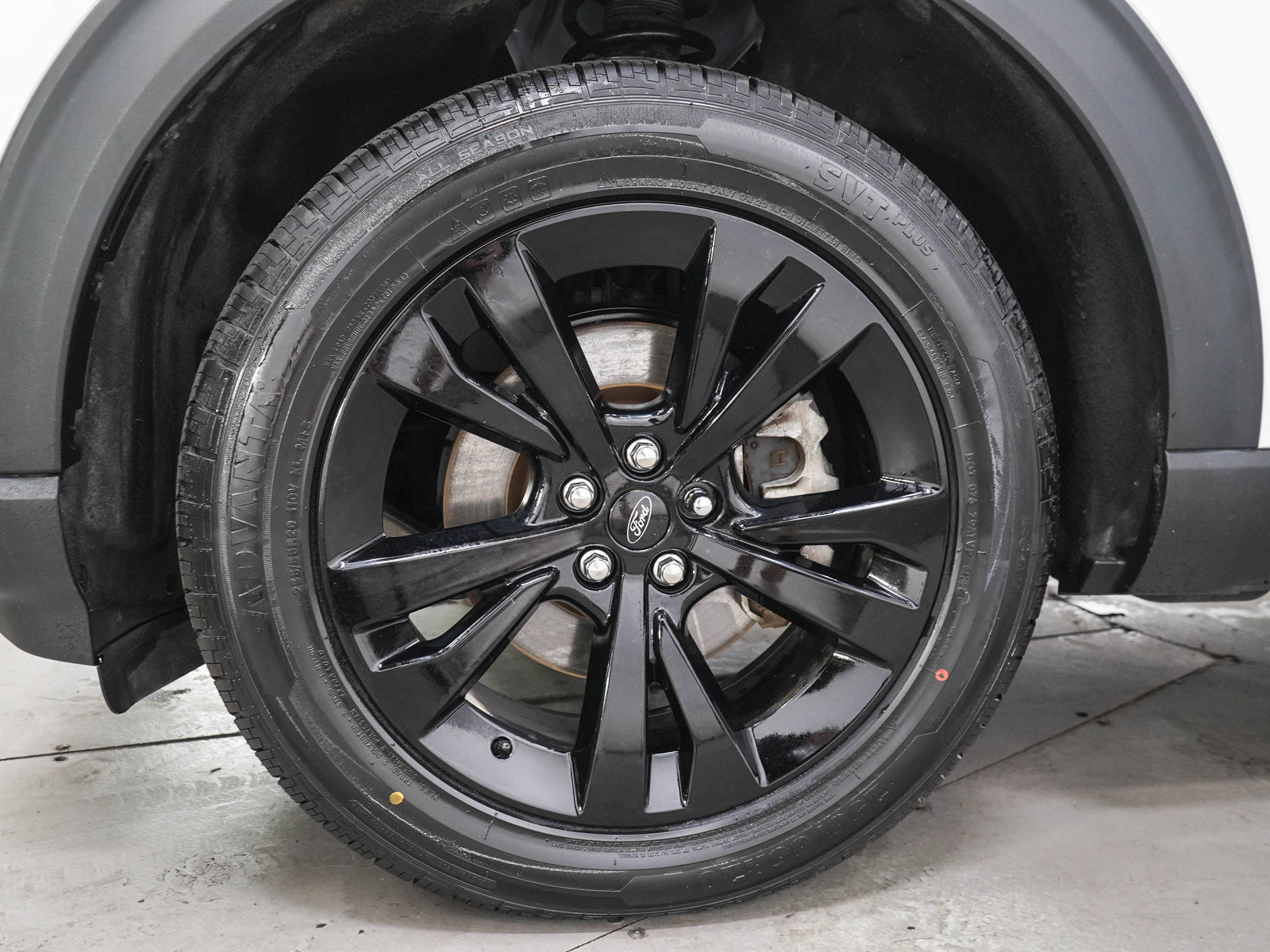 Used 2022 Ford Explorer XLT w/ Equipment Group 202A AWD/4WD image 30