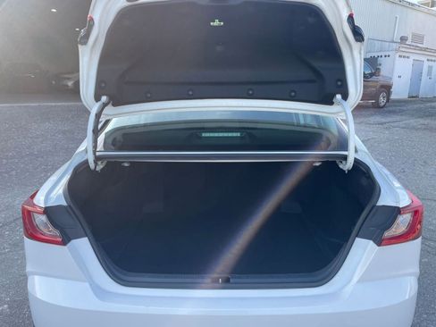 Used 2025 Toyota Camry LE image 30