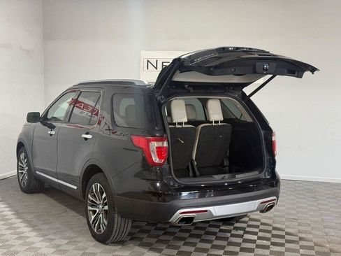 Used 2016 Ford Explorer Platinum AWD/4WD image 39