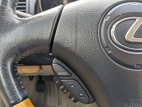 Used 2002 Lexus SC 430 Convertible image 11