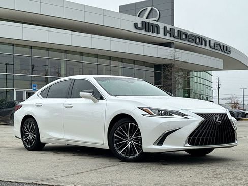 Used 2025 Lexus ES 350 350 image 2