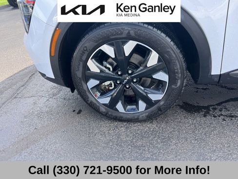 Certified 2024 Kia Sportage X-Line w/ X-Line Premium Package AWD/4WD image 17