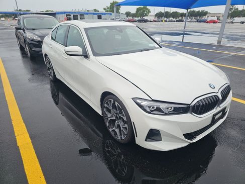 Used 2026 BMW 330i Sedan RWD image 4