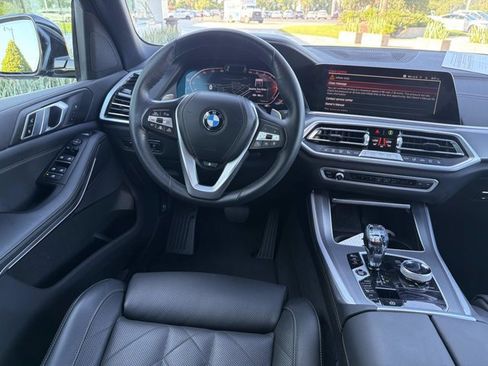 Used 2023 BMW X5 xDrive40i w/ Executive Package AWD/4WD image 25