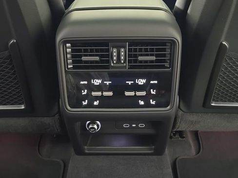 New 2026 Porsche Cayenne Coupe AWD/4WD image 26