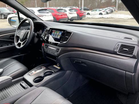 Used 2022 Honda Passport TrailSport image 14