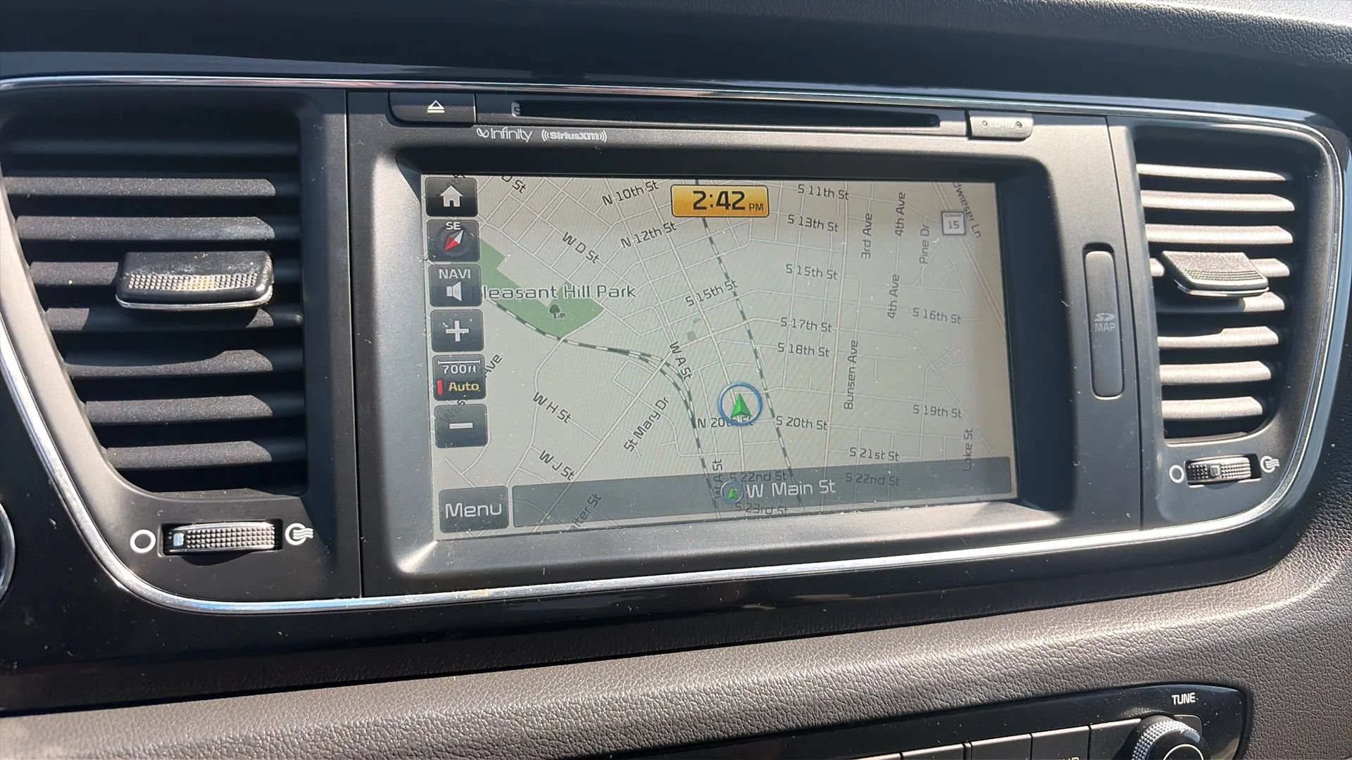 Used 2016 Kia Sedona SX FWD image 20