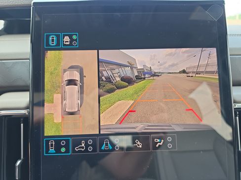 New 2026 GMC Yukon Denali w/ Advanced Technology Package AWD/4WD image 29