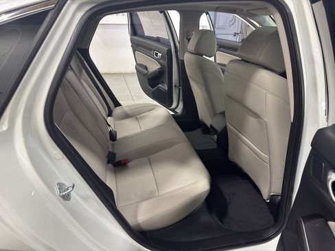 Used 2023 Honda Civic Touring image 28