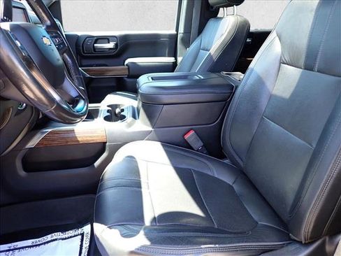 Used 2020 Chevrolet Silverado 2500 High Country w/ Z71 Off-Road Package AWD/4WD image 12