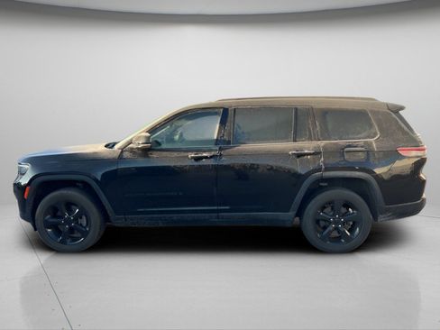 Used 2023 Jeep Grand Cherokee L Altitude image 13