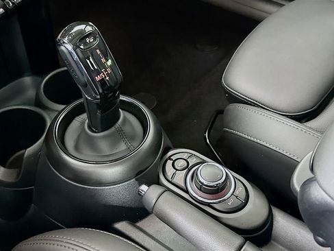 Certified 2024 MINI Cooper S image 17