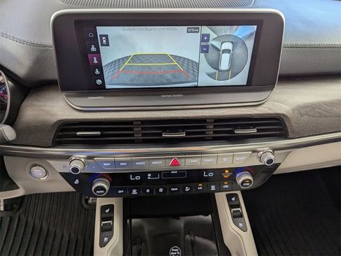 Used 2022 Kia Telluride SX w/ SX Prestige Package image 26