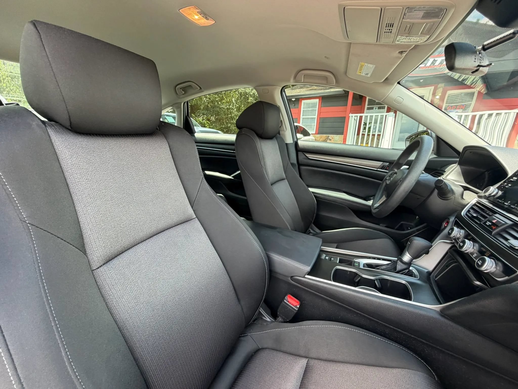 Used 2019 Honda Accord LX image 18