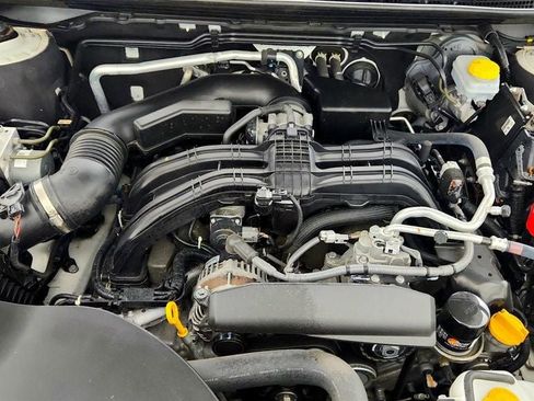 Used 2024 Subaru Outback Premium AWD/4WD image 28
