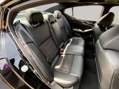 Used 2023 Nissan Maxima SR w/ Sport Mat Group FWD image 19