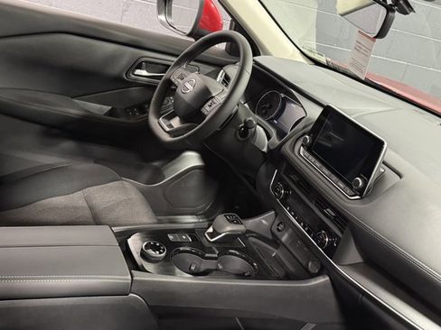New 2026 Nissan Rogue SV w/ Cold Weather Package AWD/4WD image 9