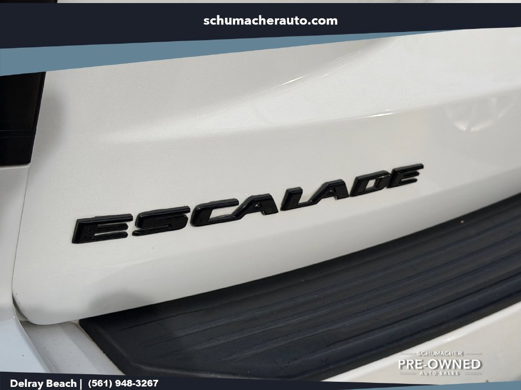 Used 2021 Cadillac Escalade Premium Luxury RWD image 14