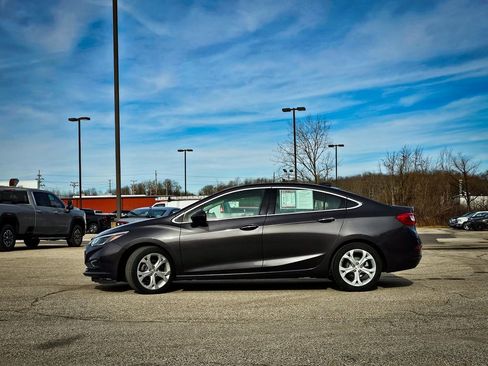 Used 2016 Chevrolet Cruze Premier image 7