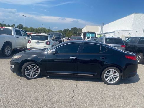 Used 2013 Kia Optima SX w/ Chrome Limited Pkg FWD image 4