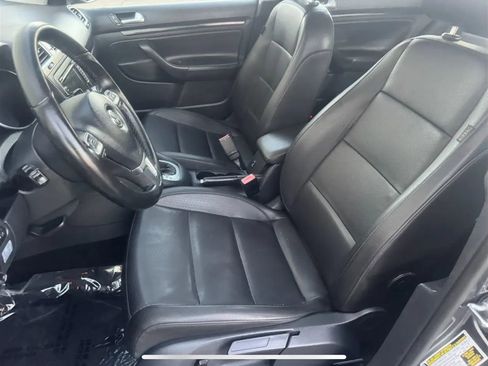 Used 2013 Volkswagen Jetta TDI image 15