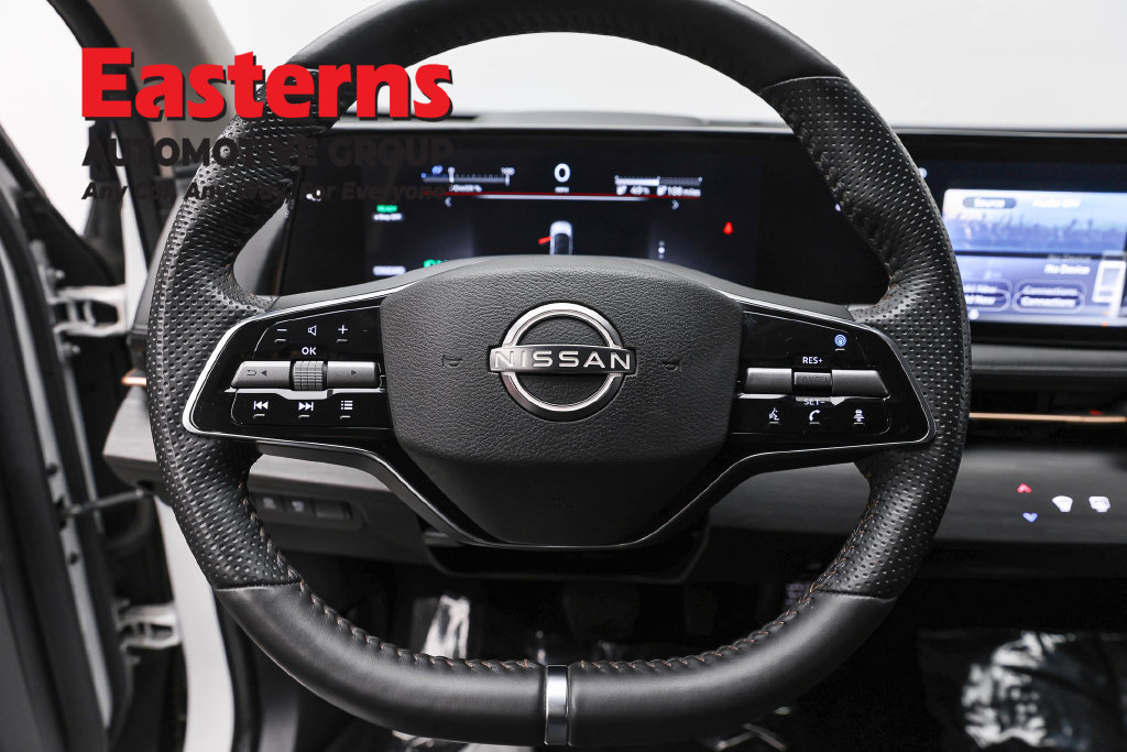 Used 2024 Nissan Ariya AWD image 11