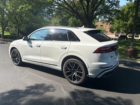 Used 2023 Audi Q8 Prestige w/ Prestige Package AWD/4WD image 5