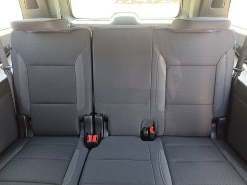 New 2026 Chevrolet Suburban LS w/ Max Trailering Package RWD image 18