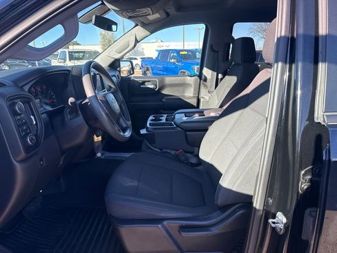 Used 2021 Chevrolet Silverado 1500 Custom image 9