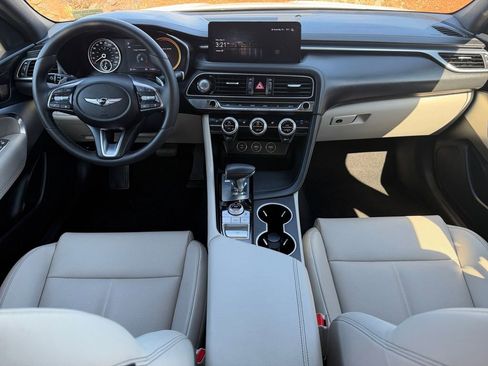 Used 2023 Genesis G70 2.0T RWD image 12