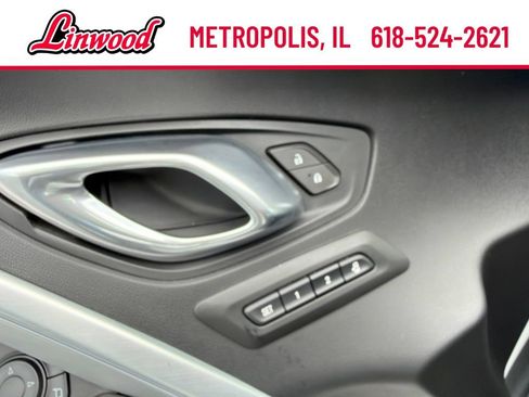 Used 2019 Chevrolet Camaro SS RWD image 10