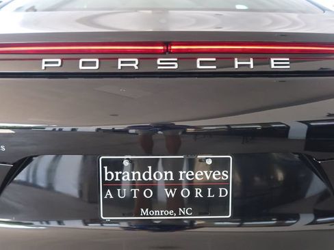 Used 2019 Porsche Panamera RWD image 46