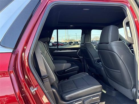 Used 2025 Cadillac Escalade Premium Luxury w/ Touring Package image 16