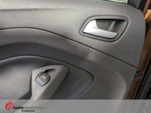 Used 2017 Ford Escape SE AWD/4WD image 29