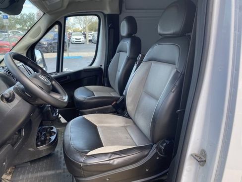 Used 2023 RAM ProMaster 2500 image 12