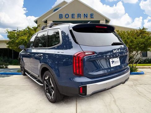 Used 2023 Kia Telluride S w/ S Sunroof Package FWD image 3
