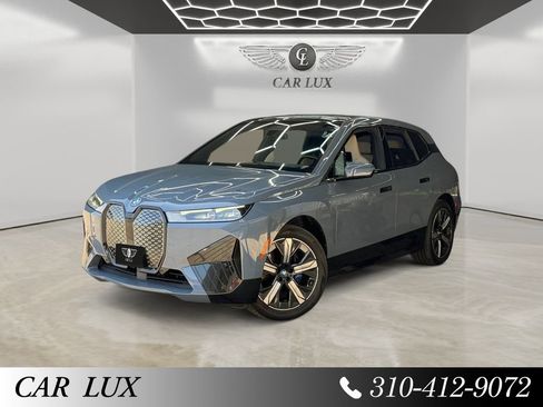 Used 2023 BMW iX xDrive50 w/ Sport Package AWD/4WD image 1