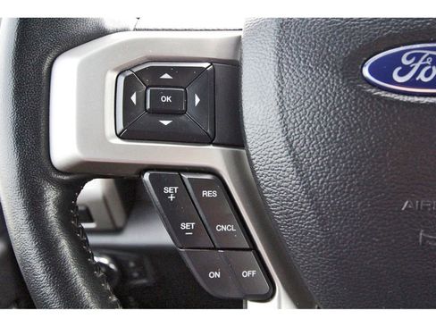 Used 2021 Ford F350 Lariat w/ Chrome Package image 18