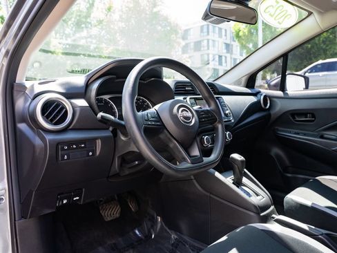 Used 2025 Nissan Versa S w/ Trunk Package FWD image 21