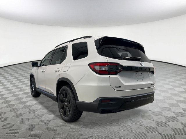 New 2026 Honda Pilot Black Edition image 4