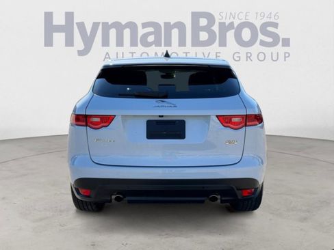 Used 2020 Jaguar F-PACE Prestige image 4