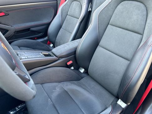 Used 2025 Porsche 718 Boxster Spyder RS image 12