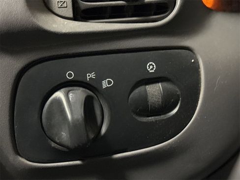 Used 2002 Ford F150 Lariat image 16