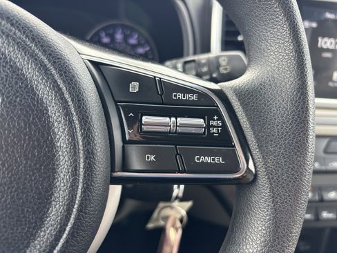 Used 2020 Kia Sportage LX image 21