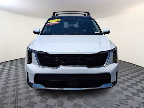 Certified 2024 Kia Sorento S w/ Panoramic Sunroof Package FWD image 2