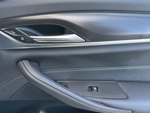Used 2023 BMW 530e w/ M Sport Package RWD image 18