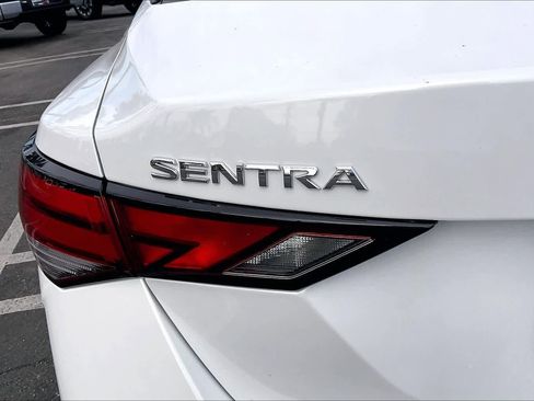 Used 2025 Nissan Sentra SV w/ All-Weather Package image 9