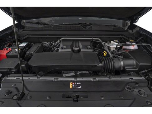 Used 2024 GMC Canyon Denali AWD/4WD image 11