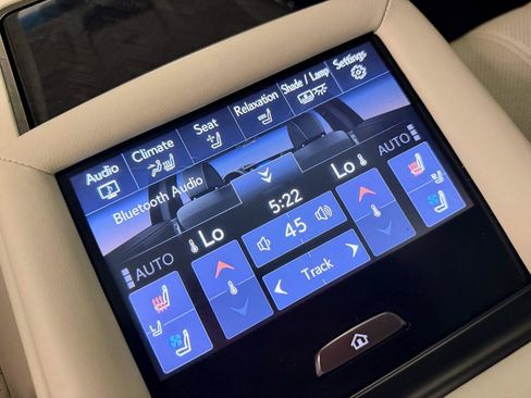 Used 2018 Lexus LS 500 AWD image 62